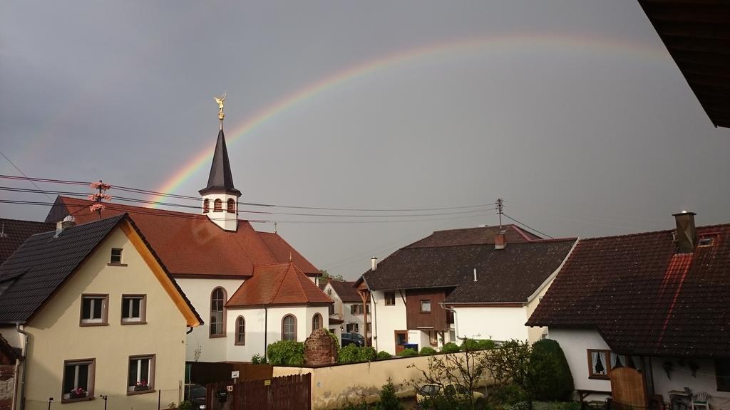 Ferienwohnung Sonnenschein Rheinhausen Exterior foto
